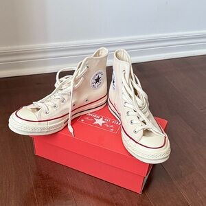 Converse All Star High-Tops in Off-White/parchment